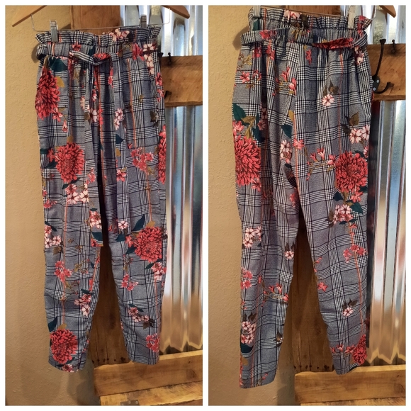 Sheln Pants - New paper bag pants XS floral houndstooth